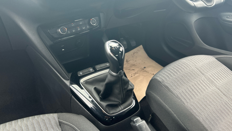 Vauxhall Corsa 1.2 SE 5dr Petrol Hatchback